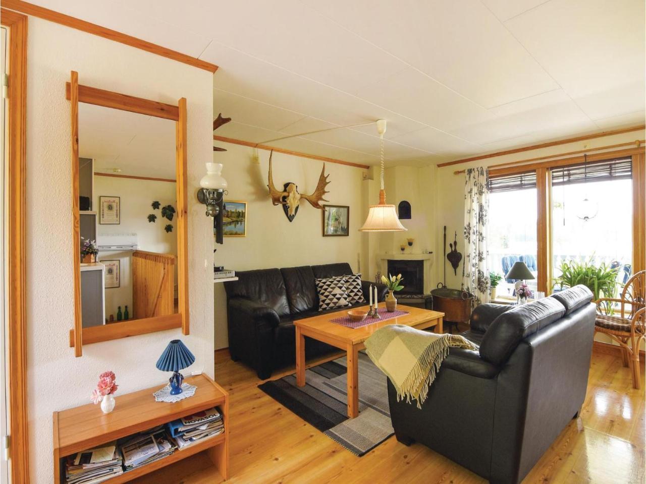 2 Bedroom Awesome Home In Svanskog Exterior photo
